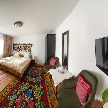 Pensiunea Casa Bianca - Bucovina Vama  Exteriör bild