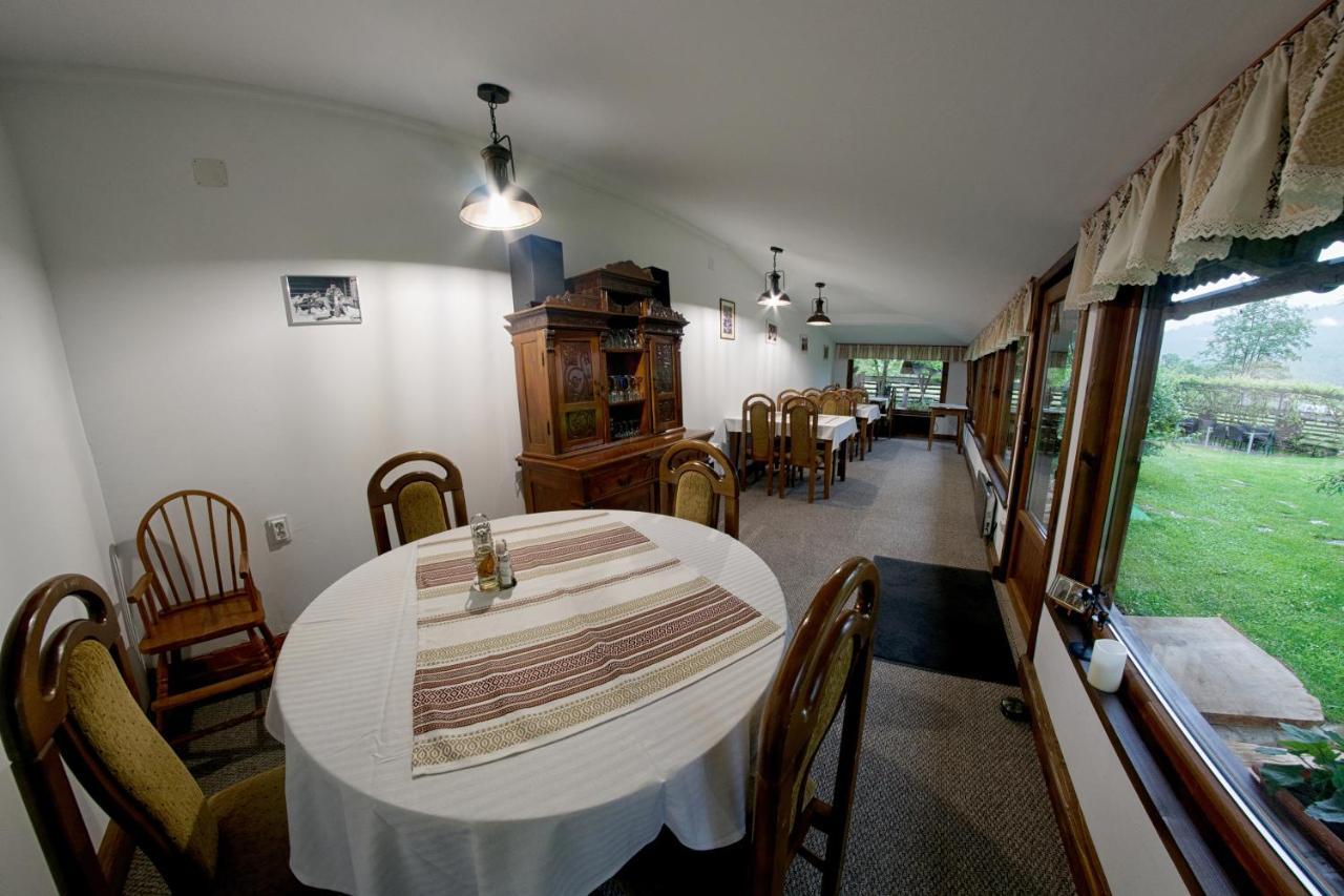 Pensiunea Casa Bianca - Bucovina Vama  Exteriör bild