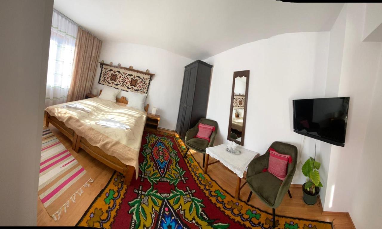 Pensiunea Casa Bianca - Bucovina Vama  Exteriör bild