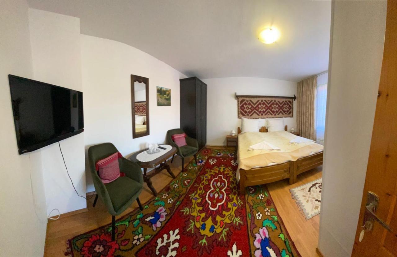 Pensiunea Casa Bianca - Bucovina Vama  Exteriör bild